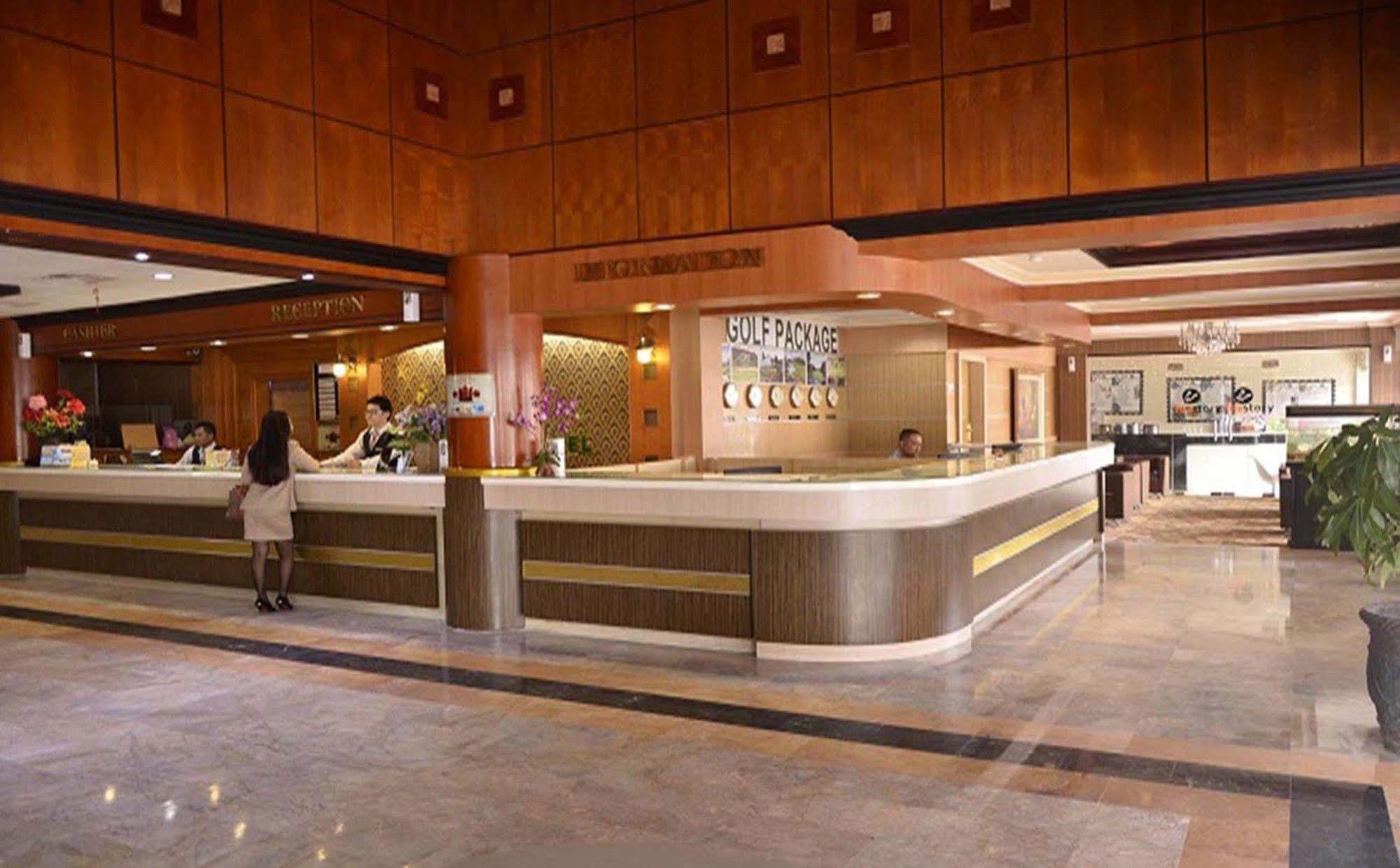 Formosa Hotel Batam Eksteriør billede